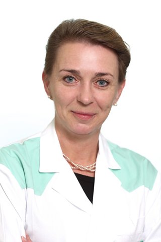 dr. Szabó Andrea