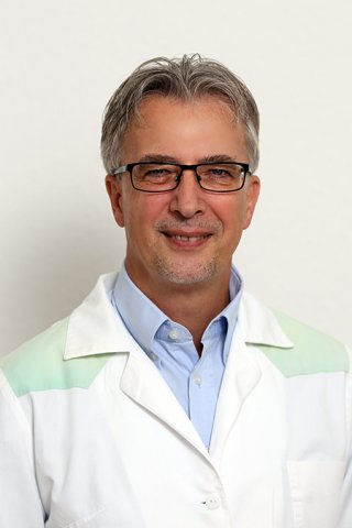 dr. Vaskó Péter