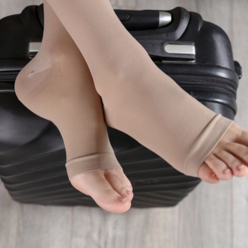 Nyaraláskor se hagyja otthon a kompressziós harisnyáját trombózis után - Trombózis-, és Hematológiai Központ